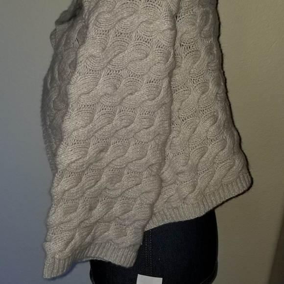 175 N w/o T XS Magasconi, grey wool, angora cardi - Picture 6 of 8